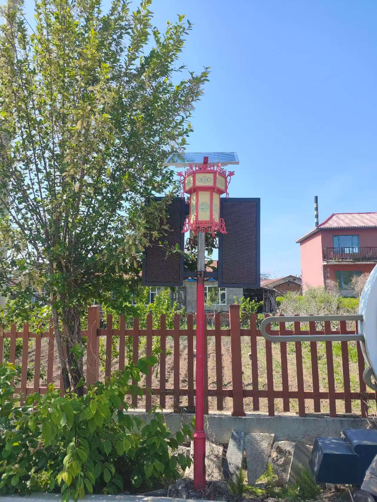 雁鸣湖镇市电景观灯改太阳能